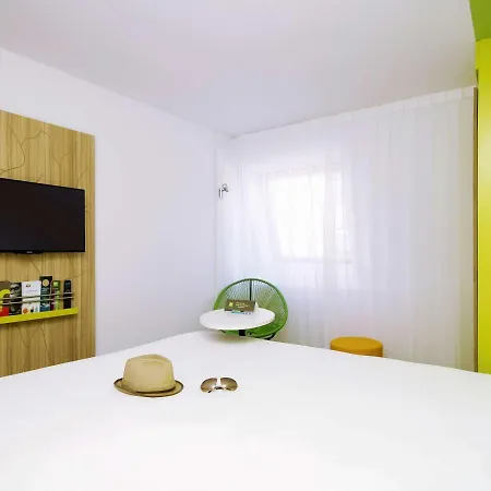 Ibis Styles Toulouse Labege Hotel Exterior photo